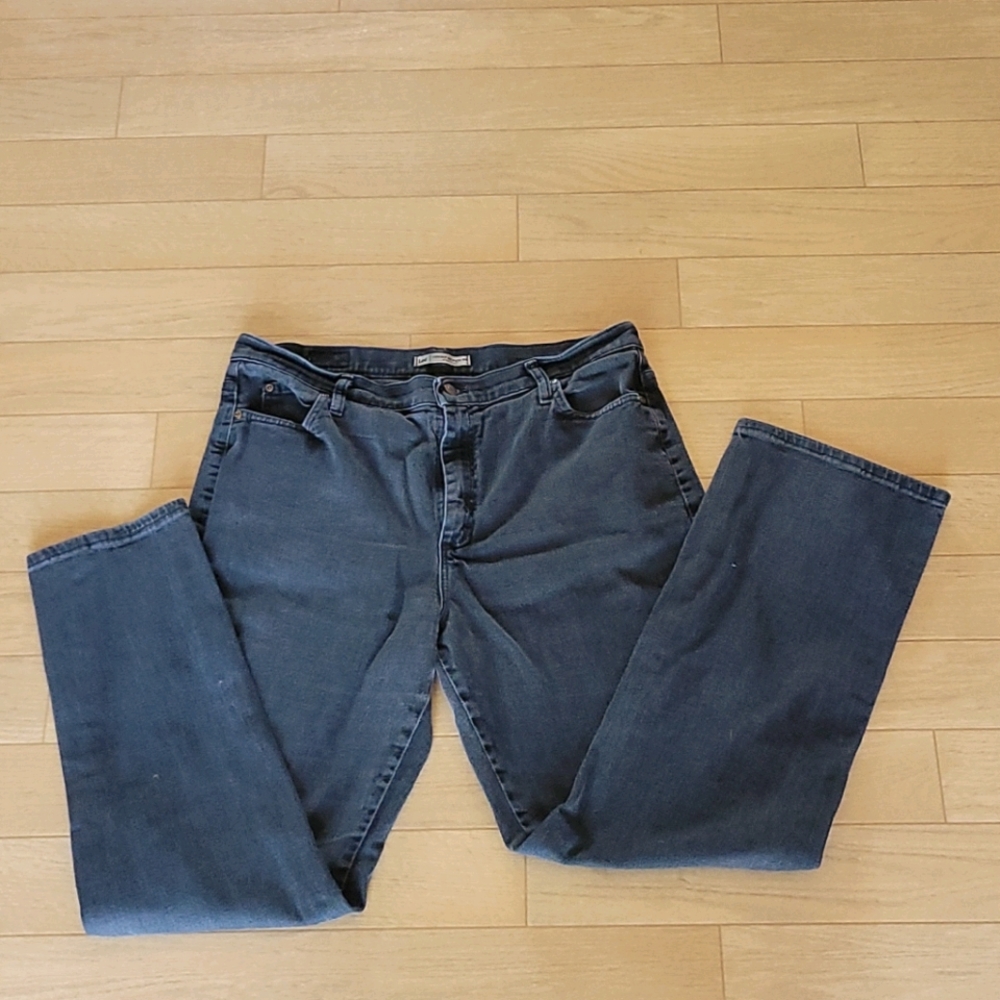 Lee relaxed fit jeans